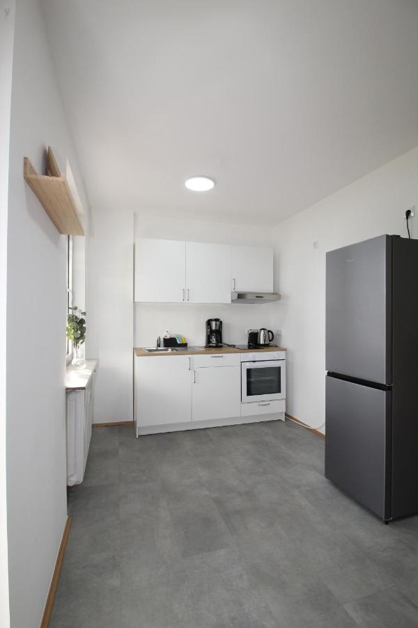 Apartmenthaus Kitzingen - Grosszuegige Wohnungen Fuer Je 6 Personen Mit Balkon 外观 照片